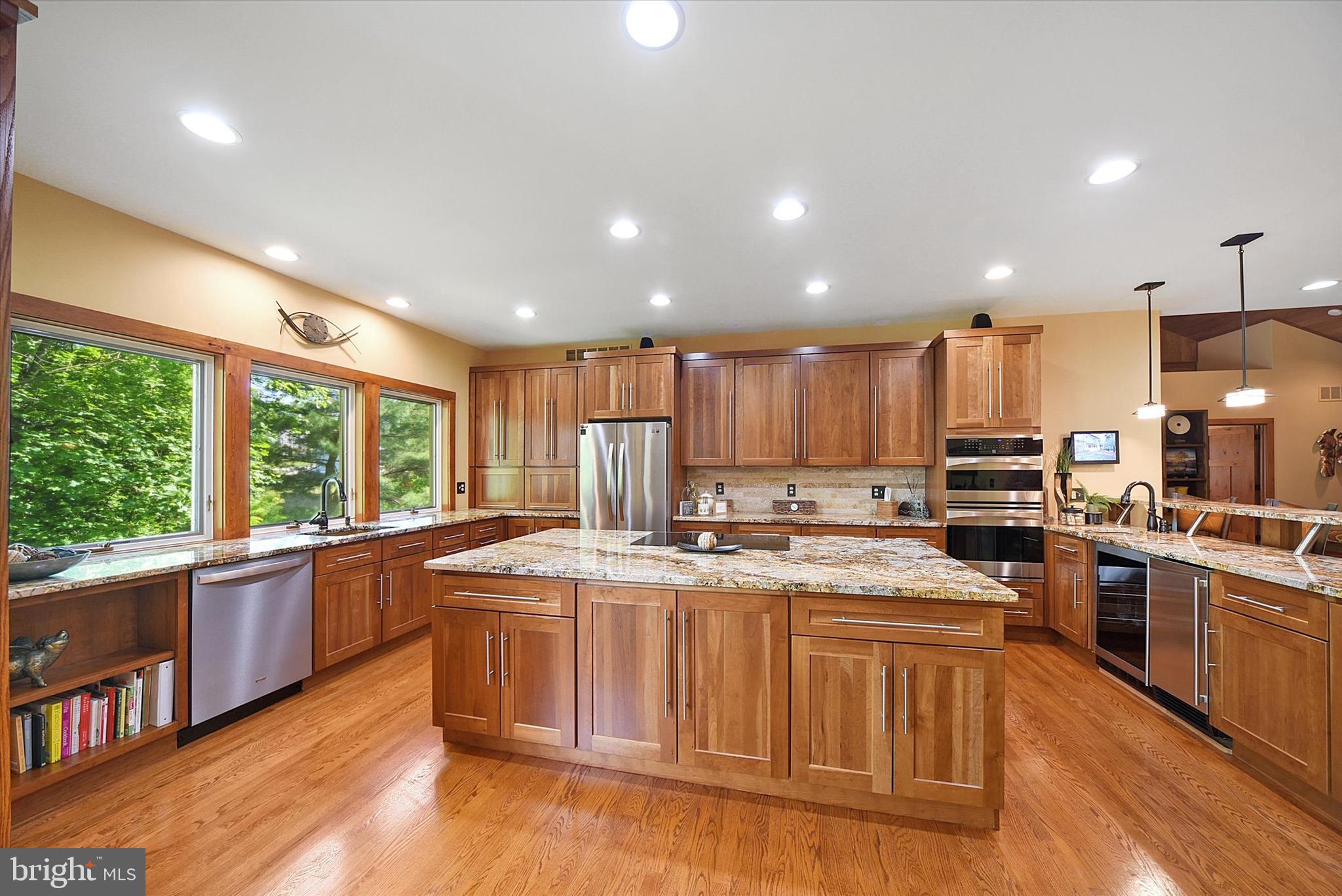 ROCKLAND RIDGE - Residential