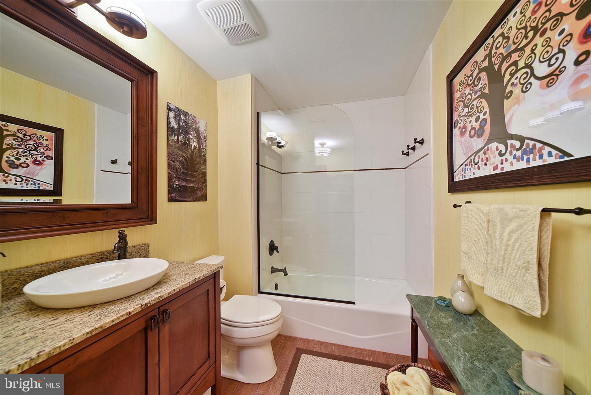 ROCKLAND RIDGE - Residential