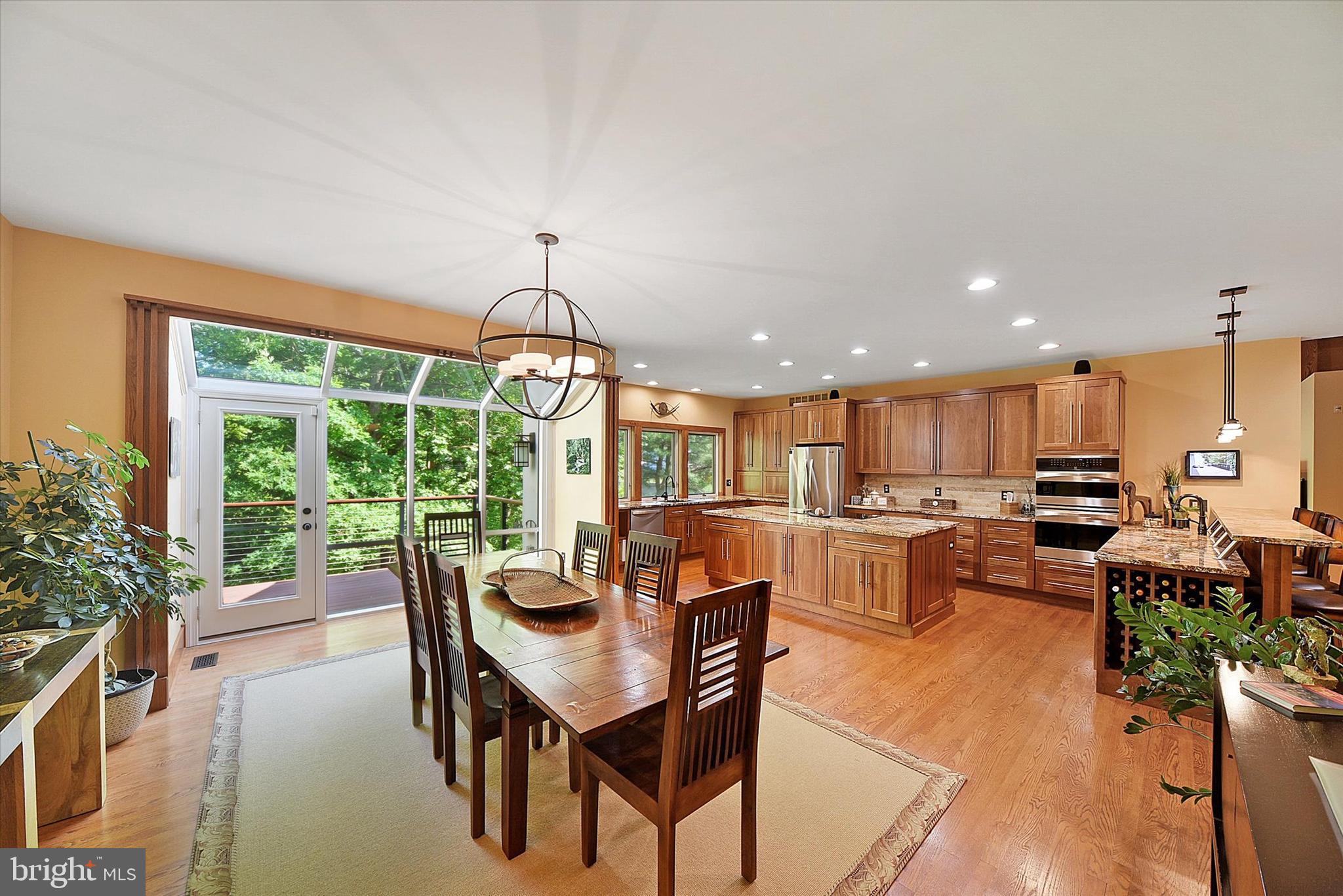 ROCKLAND RIDGE - Residential