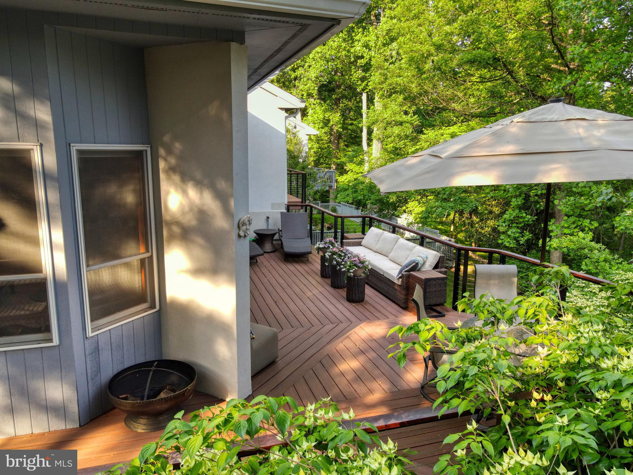 ROCKLAND RIDGE - Residential