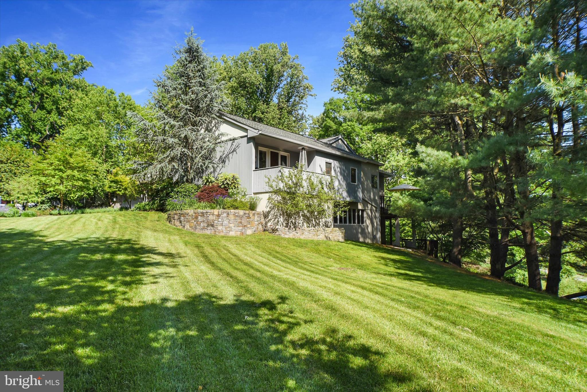 ROCKLAND RIDGE - Residential