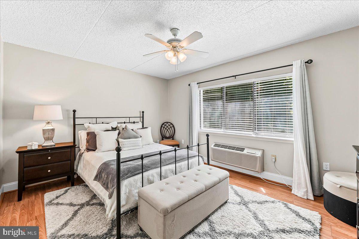 CRUM CREEK VALLEY - Residential
