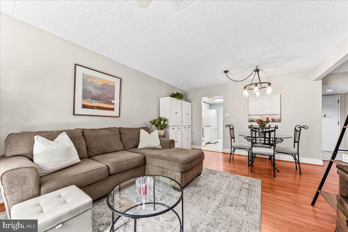 CRUM CREEK VALLEY - Residential