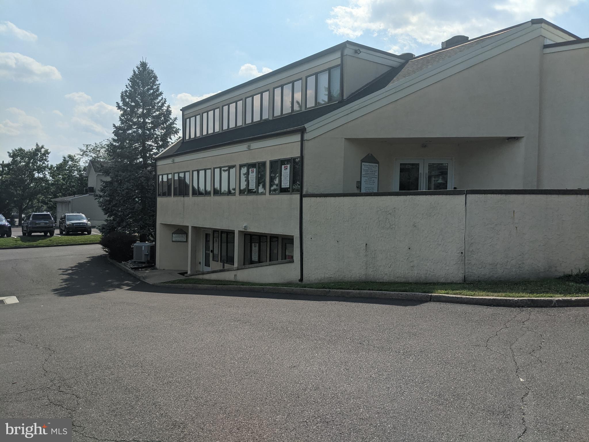 853 SECOND STREET PIKE