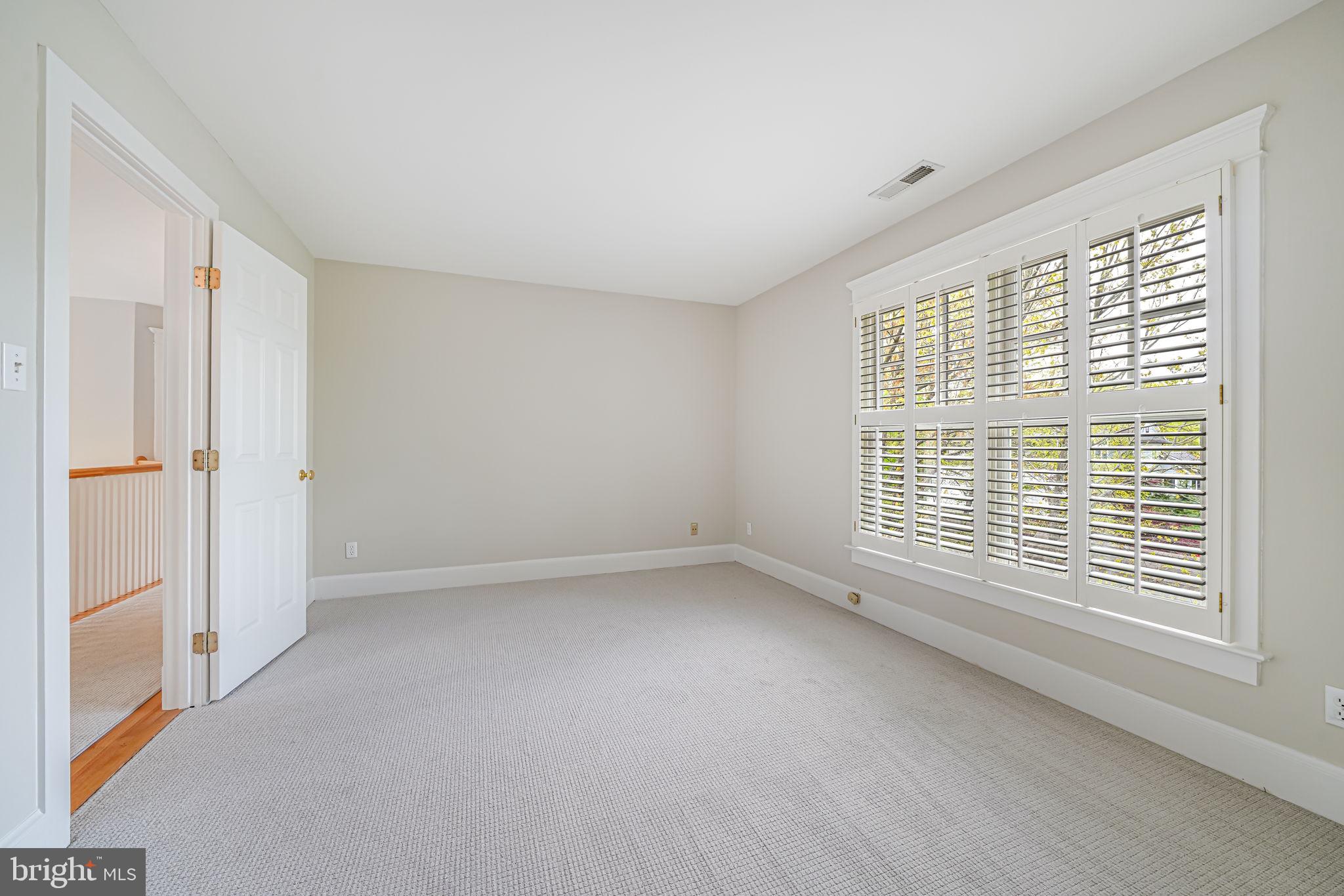 ROCK SPRING - Residential