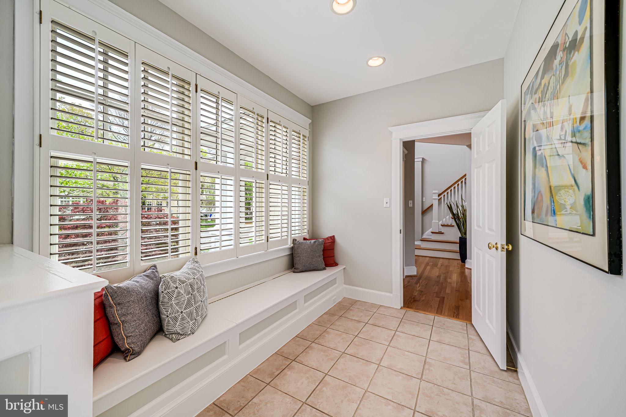 ROCK SPRING - Residential