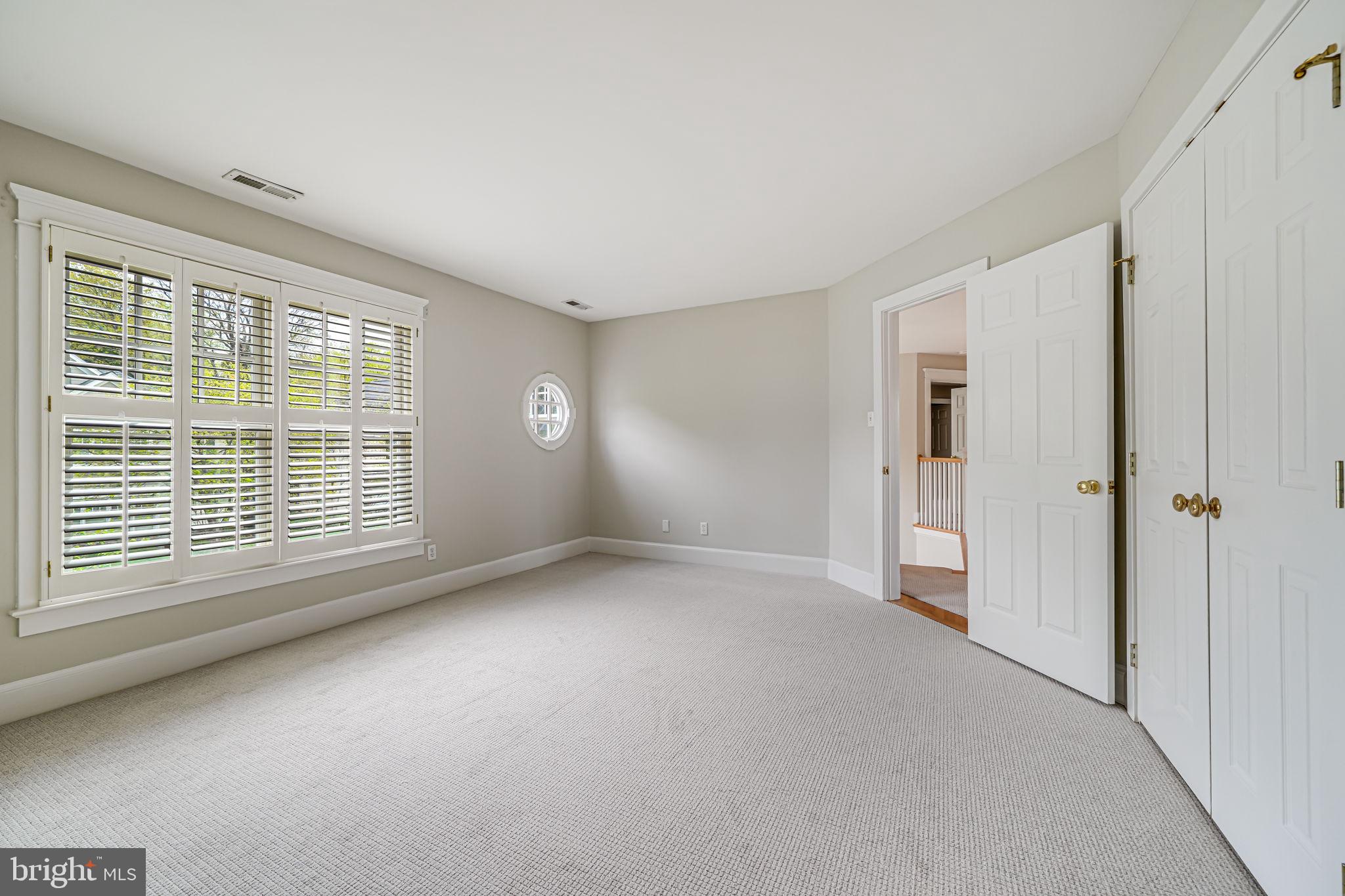 ROCK SPRING - Residential