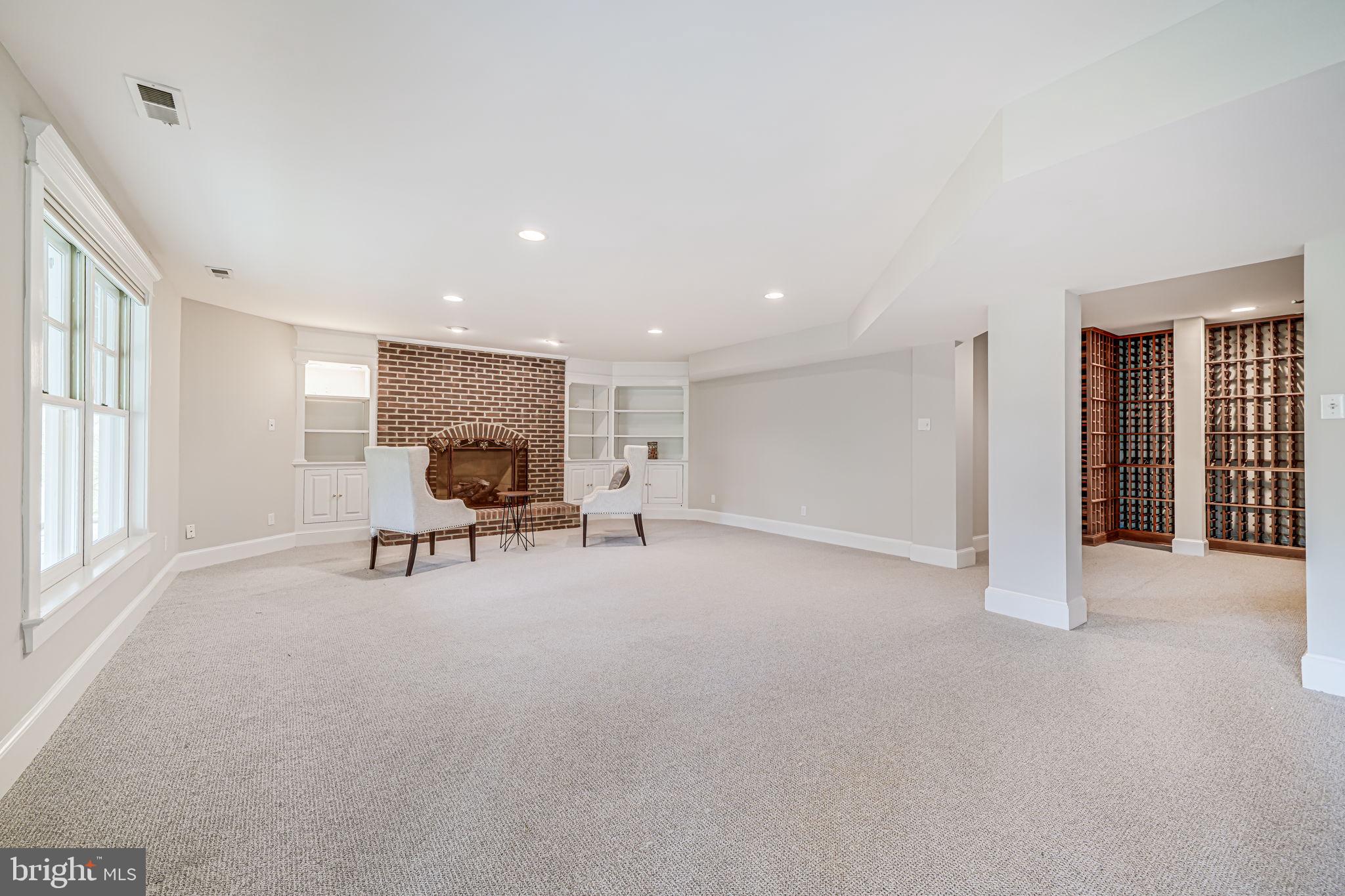 ROCK SPRING - Residential