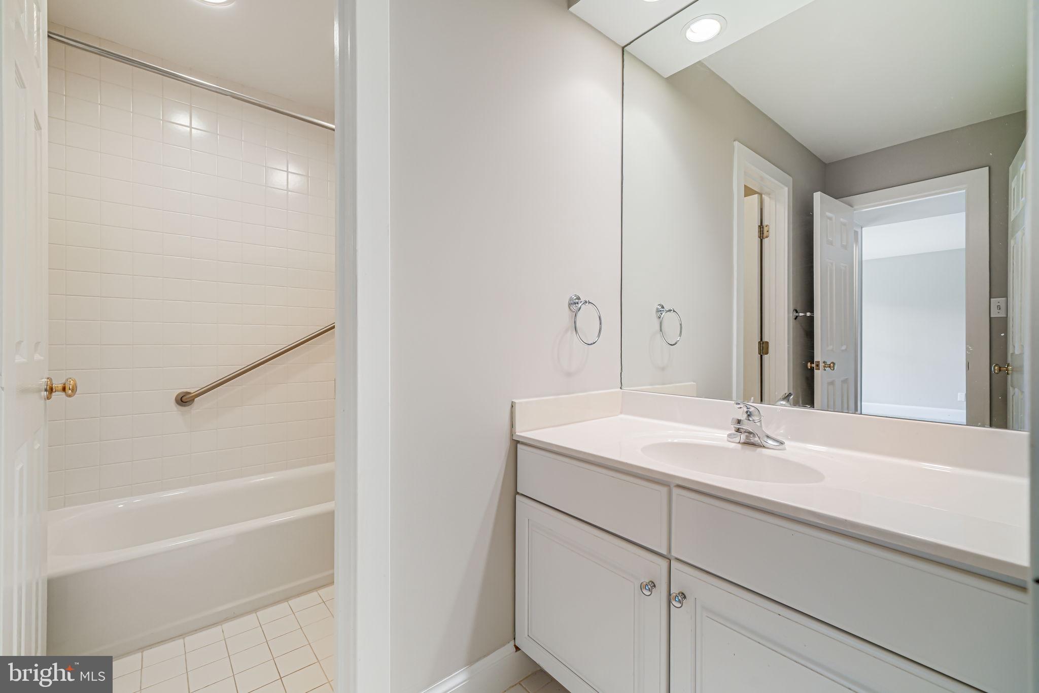 ROCK SPRING - Residential