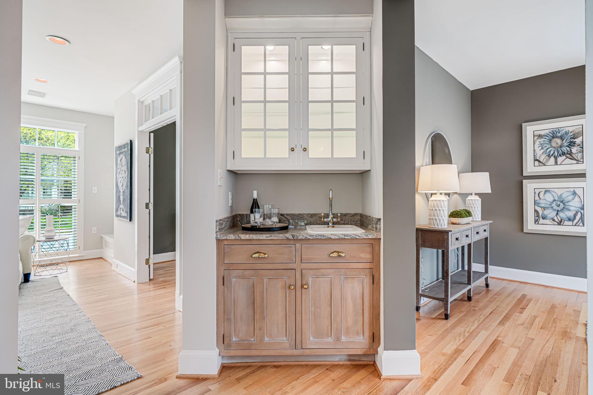 ROCK SPRING - Residential