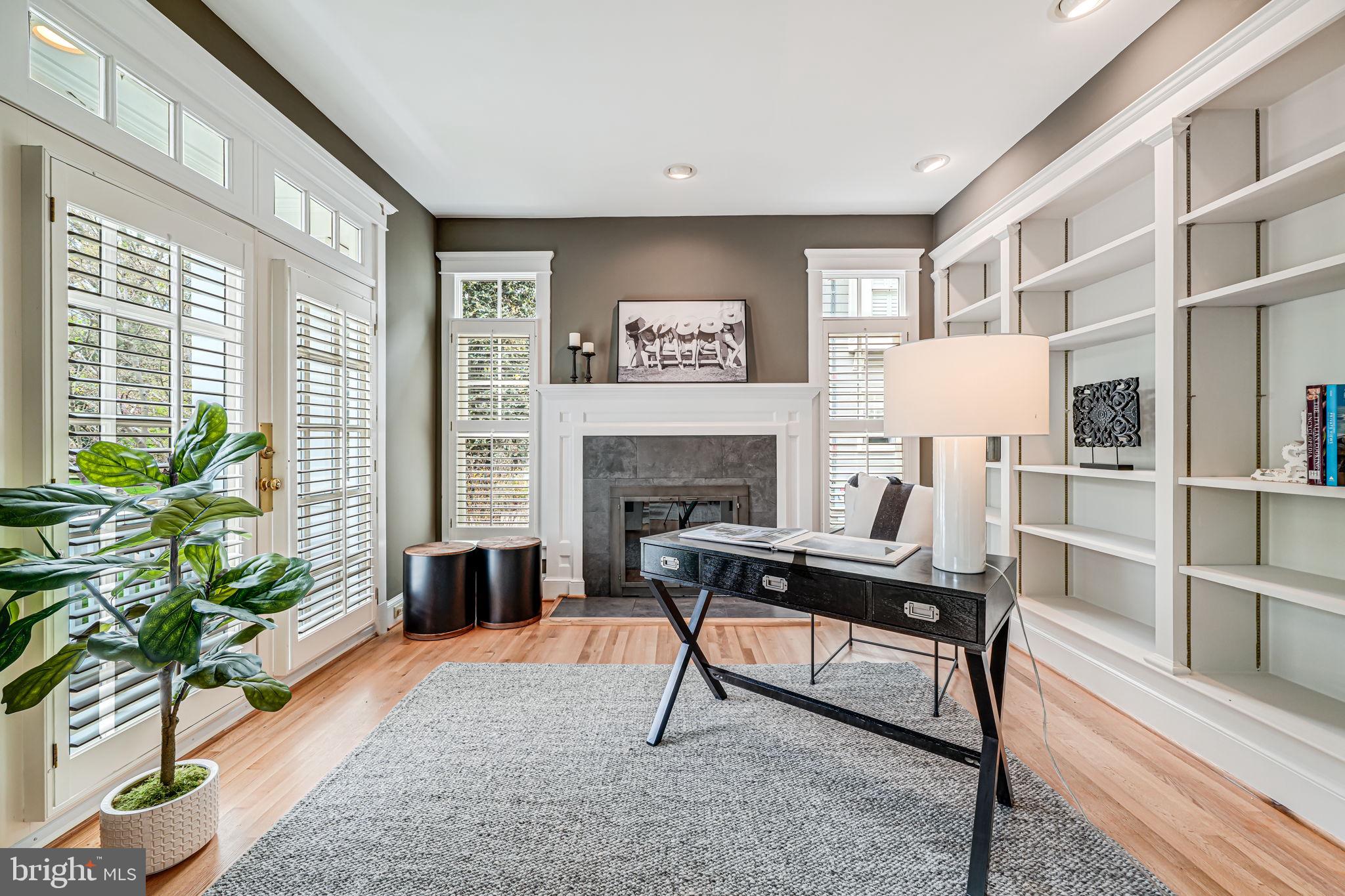 ROCK SPRING - Residential