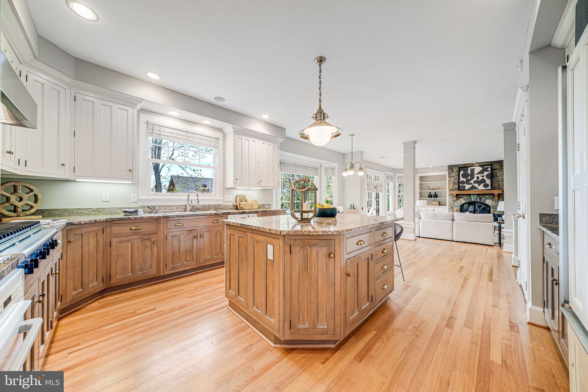 ROCK SPRING - Residential