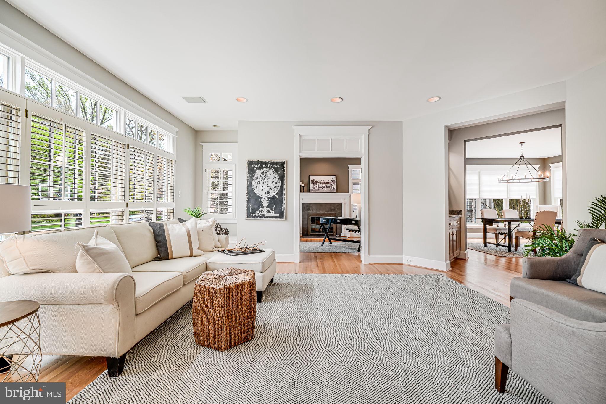 ROCK SPRING - Residential