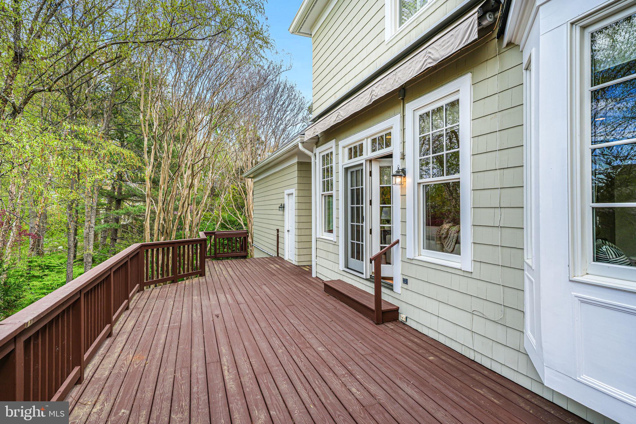 ROCK SPRING - Residential