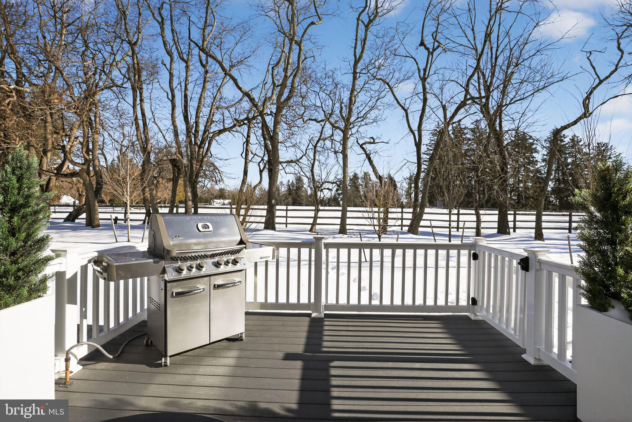 IRONSTONE AT BLUE BELL - Residential