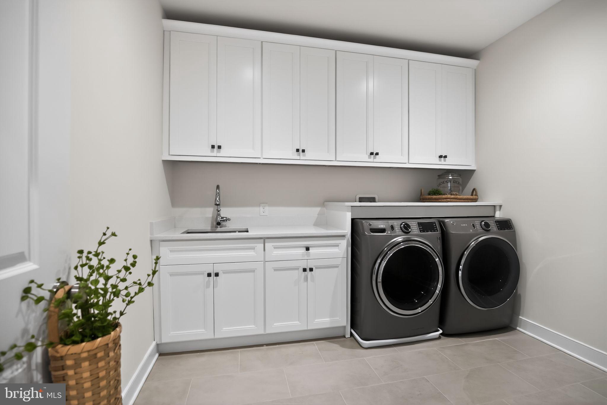 IRONSTONE AT BLUE BELL - Residential