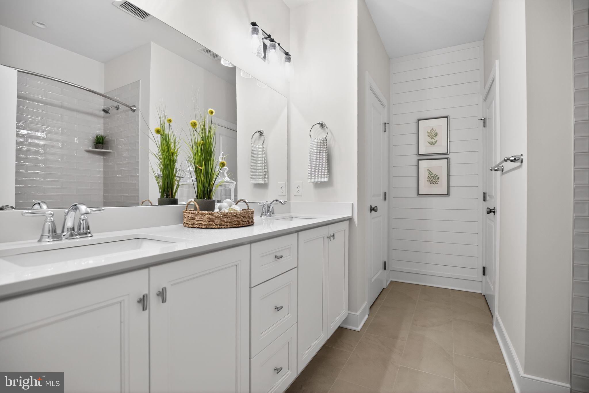 IRONSTONE AT BLUE BELL - Residential