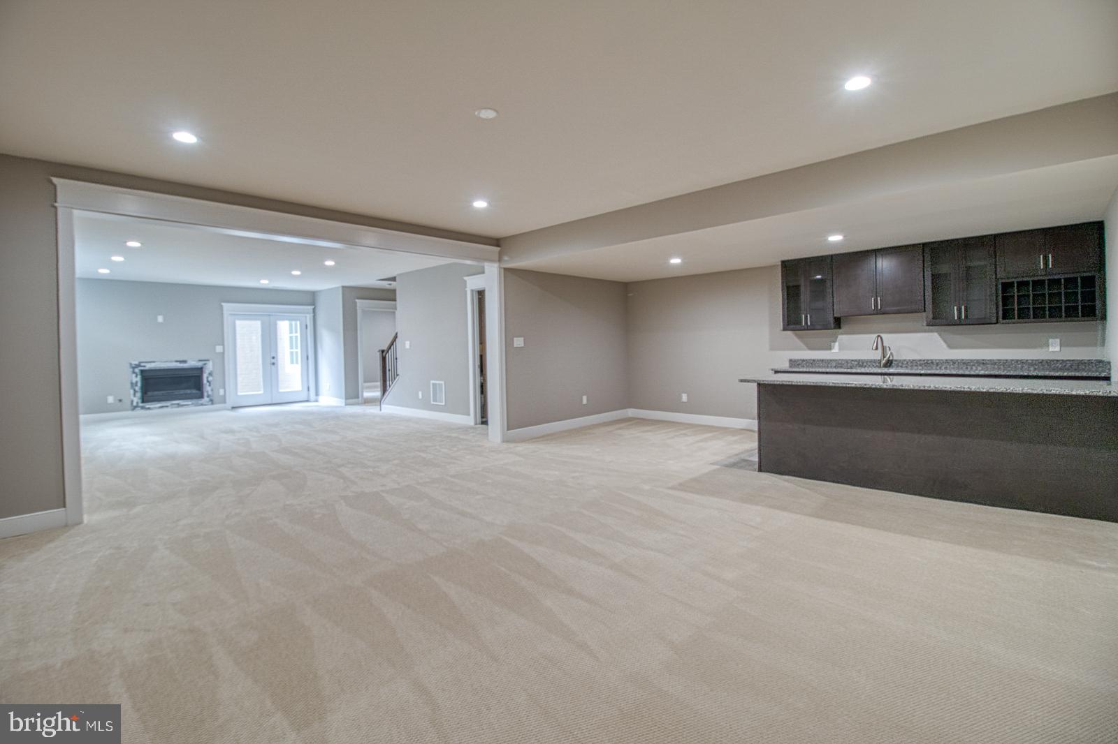 DUNN LORING WOODS - Residential