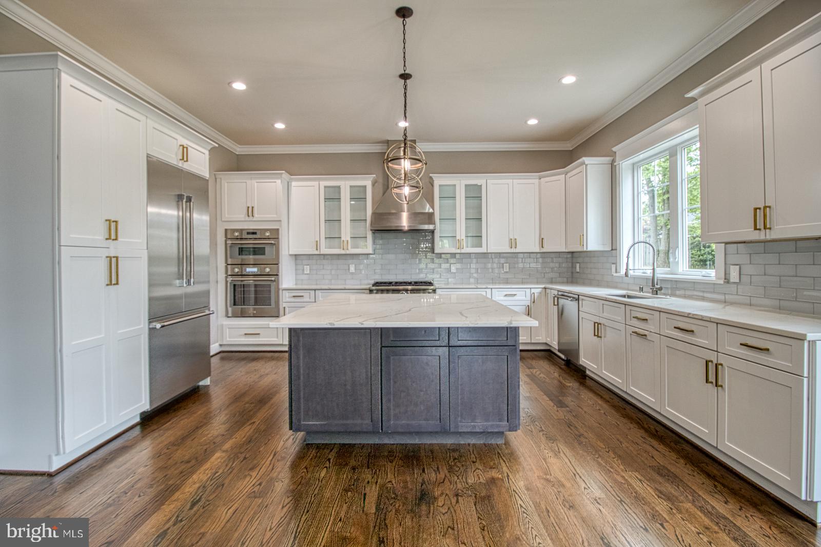 DUNN LORING WOODS - Residential