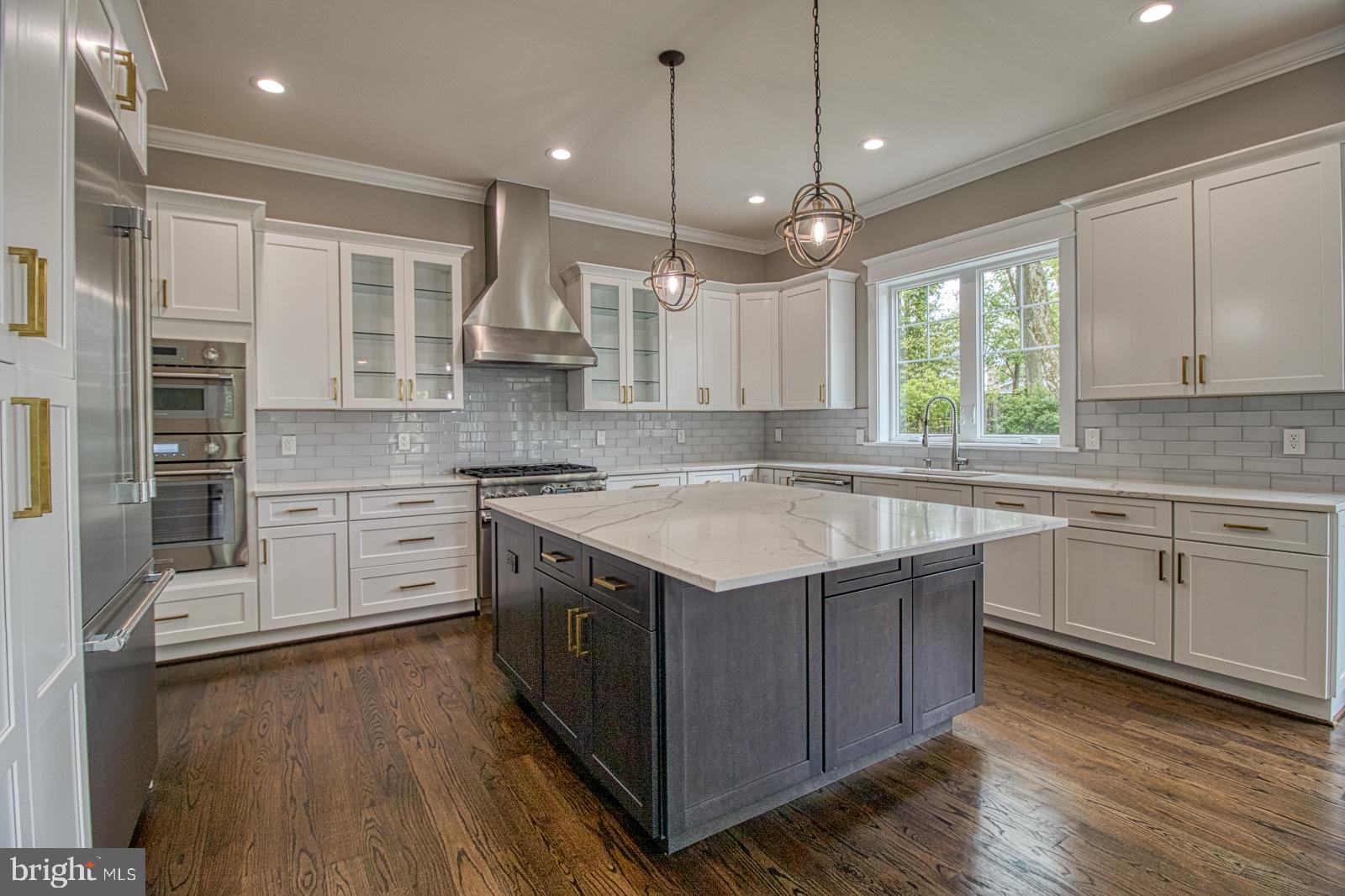 DUNN LORING WOODS - Residential