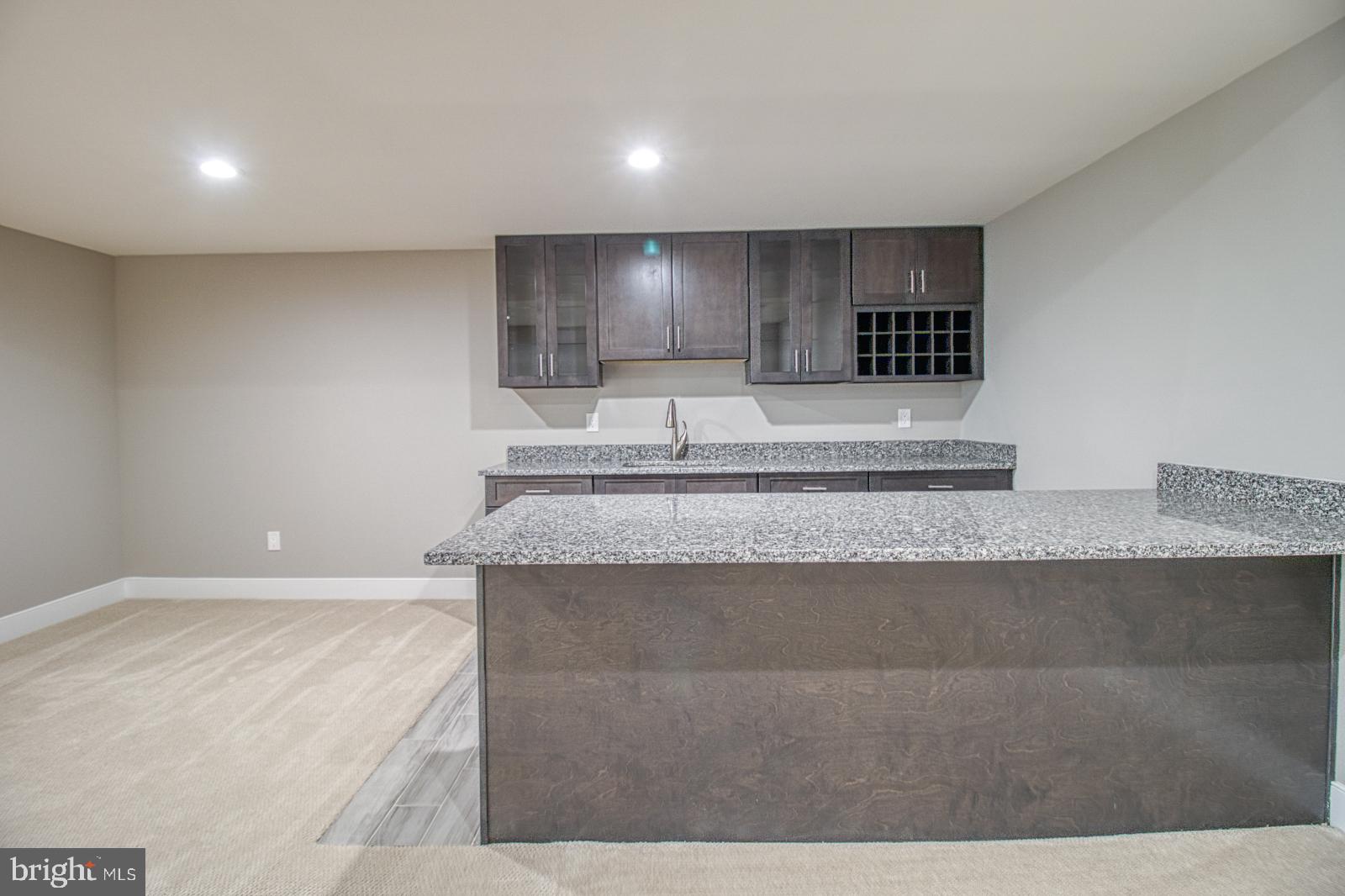 DUNN LORING WOODS - Residential