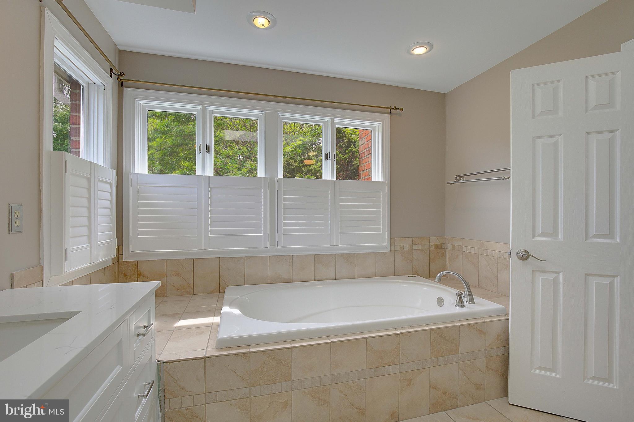 COTTAGE FARM ESTATES - Residential