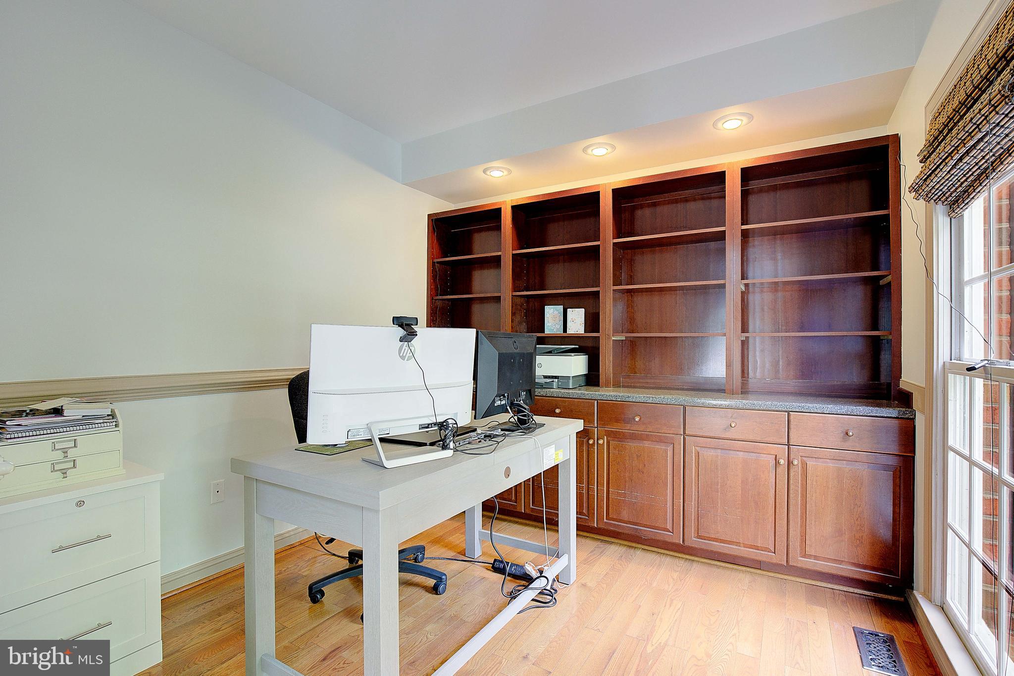 COTTAGE FARM ESTATES - Residential