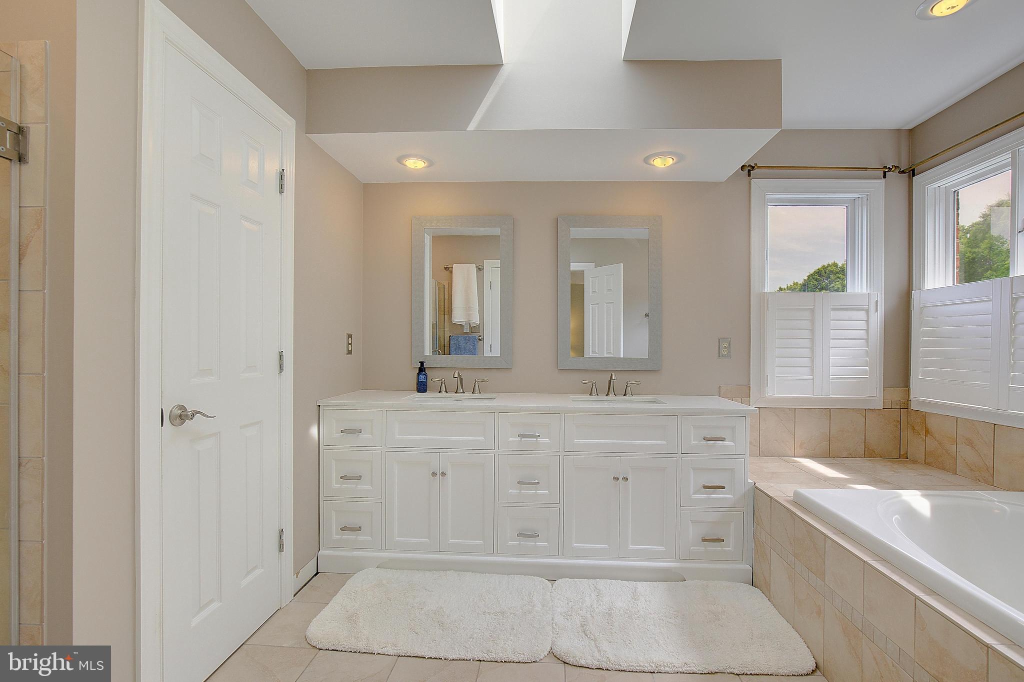 COTTAGE FARM ESTATES - Residential