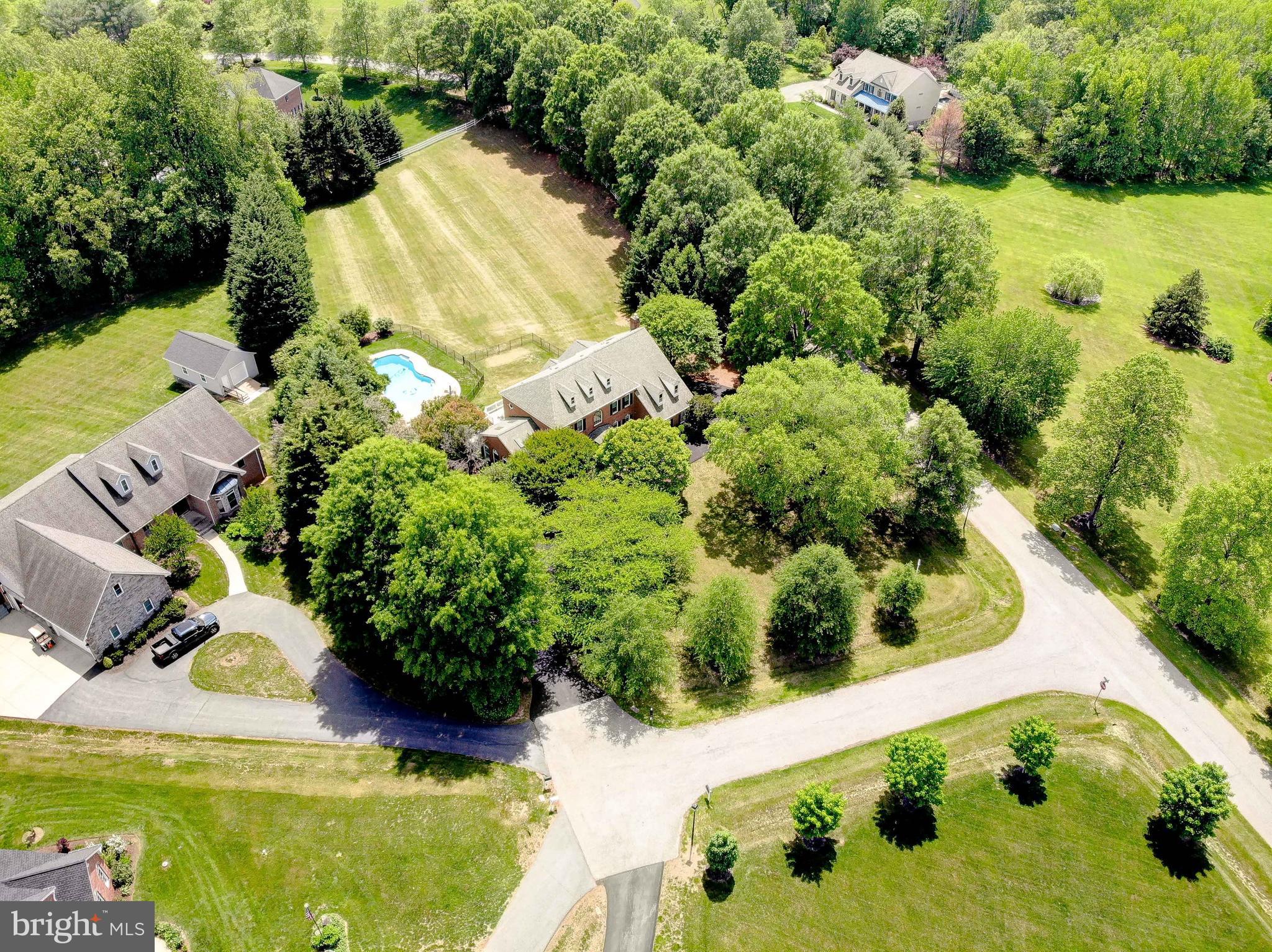 COTTAGE FARM ESTATES - Residential