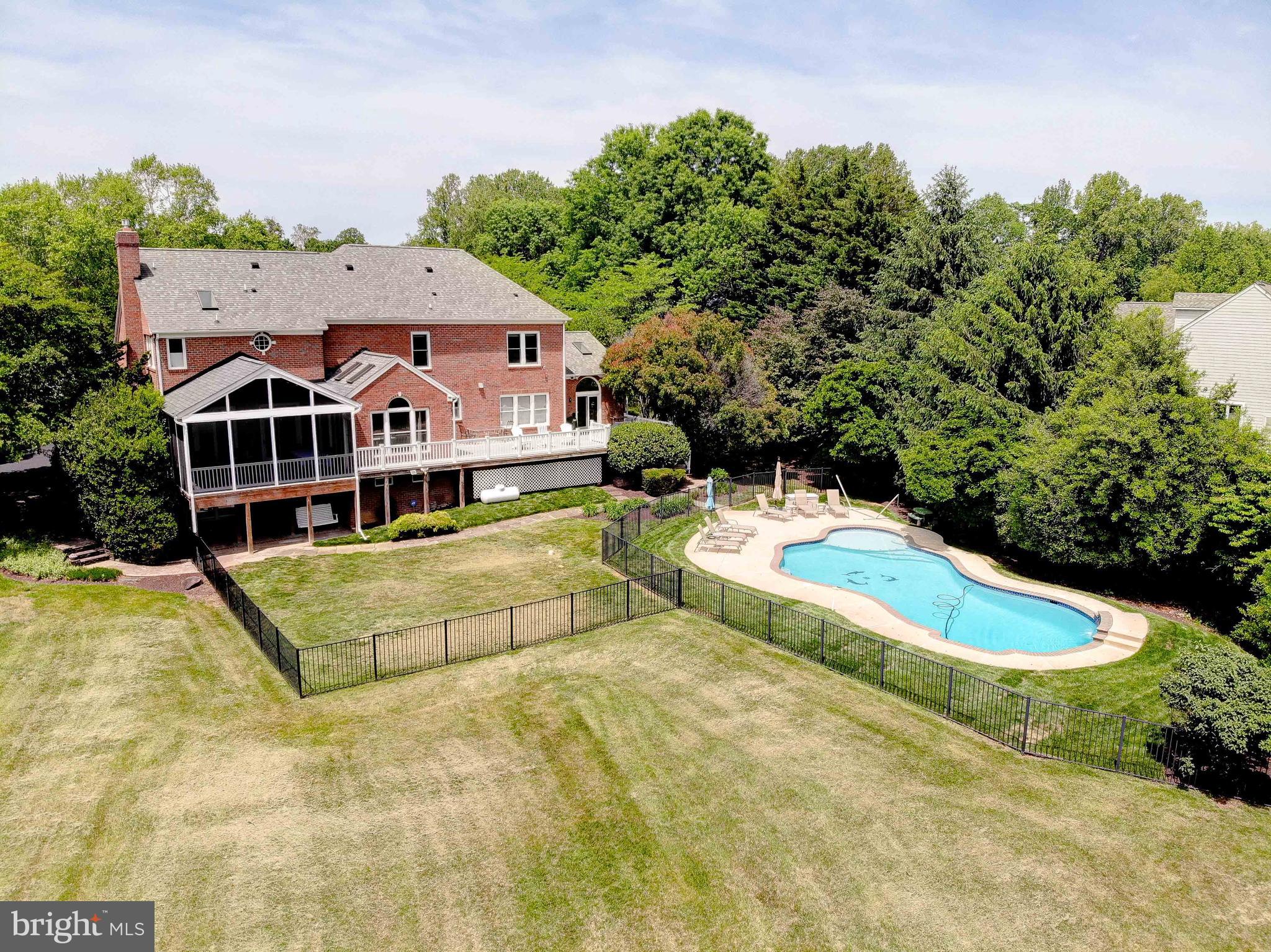 COTTAGE FARM ESTATES - Residential