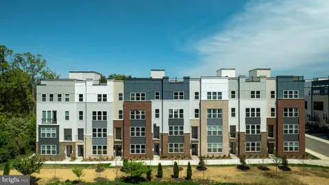 MLS: VAPW2083278