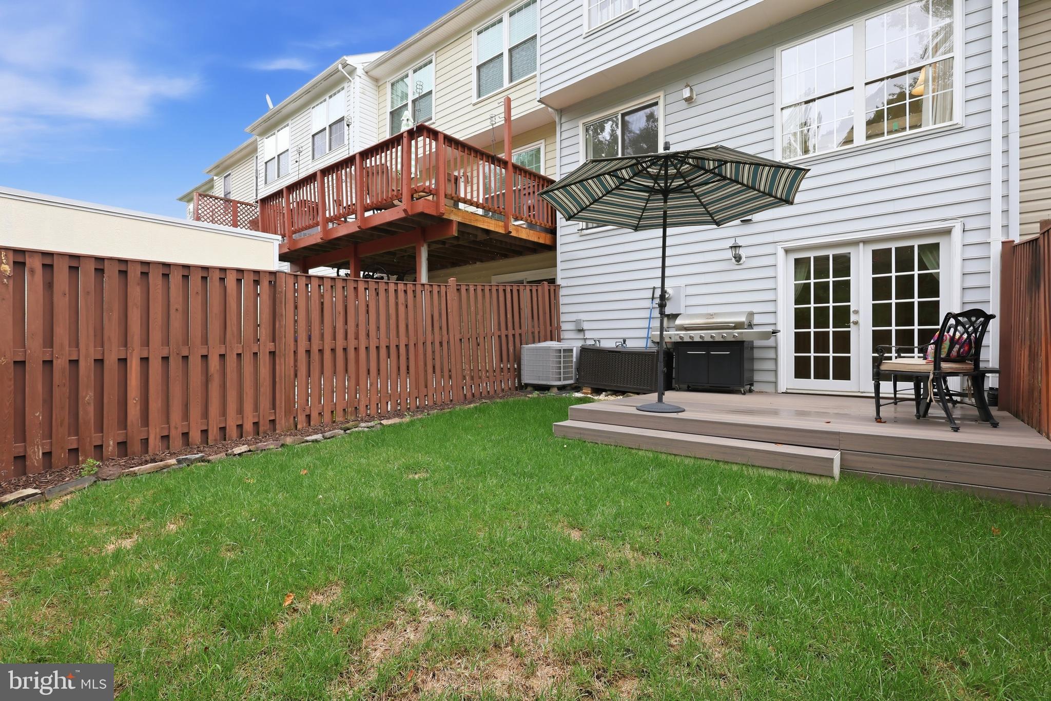 9575 SCALES PLACE