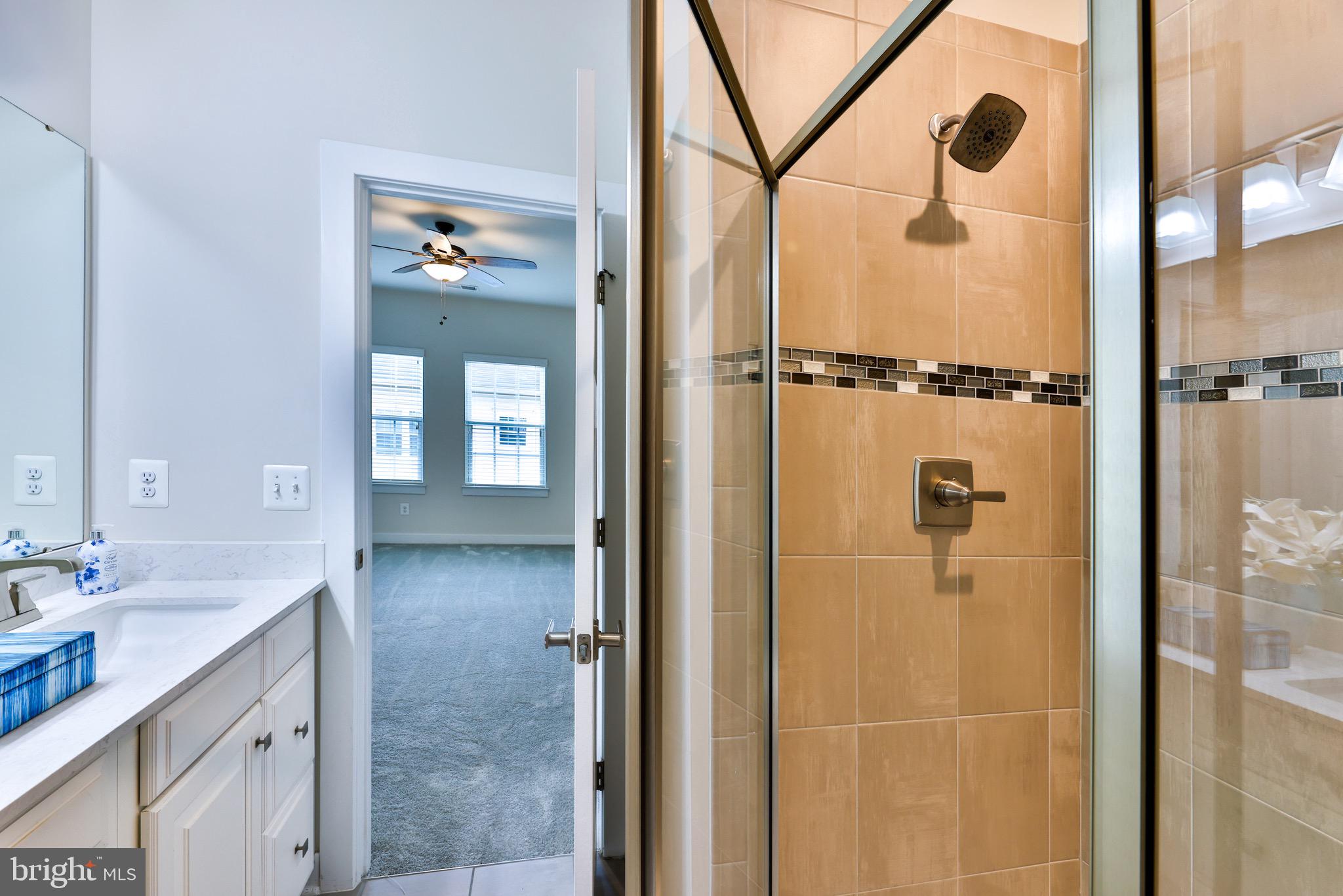 GREENBELT STATION - Residential