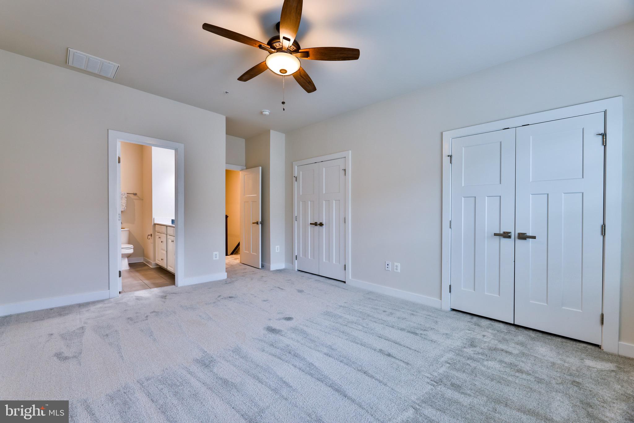 GREENBELT STATION - Residential