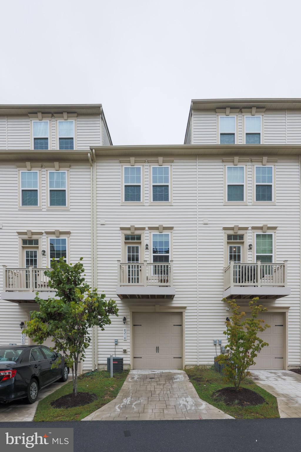 GREENBELT STATION - Residential