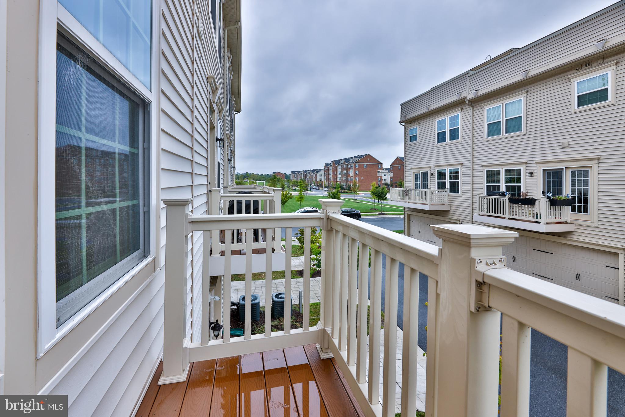 GREENBELT STATION - Residential