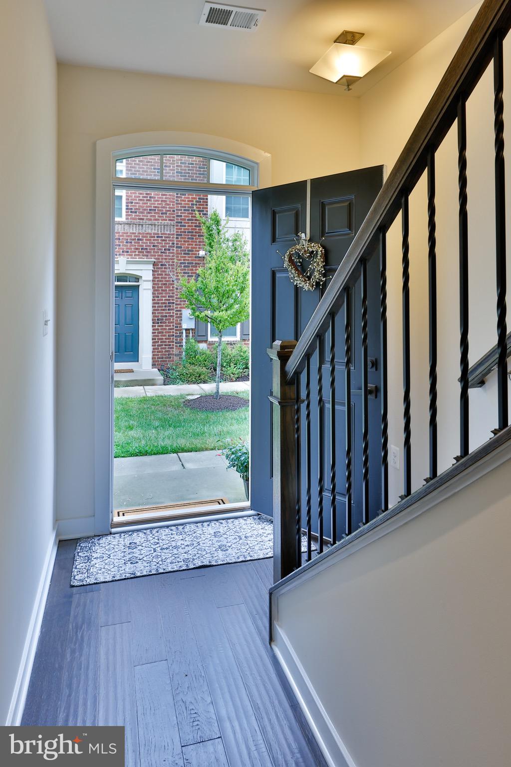 GREENBELT STATION - Residential