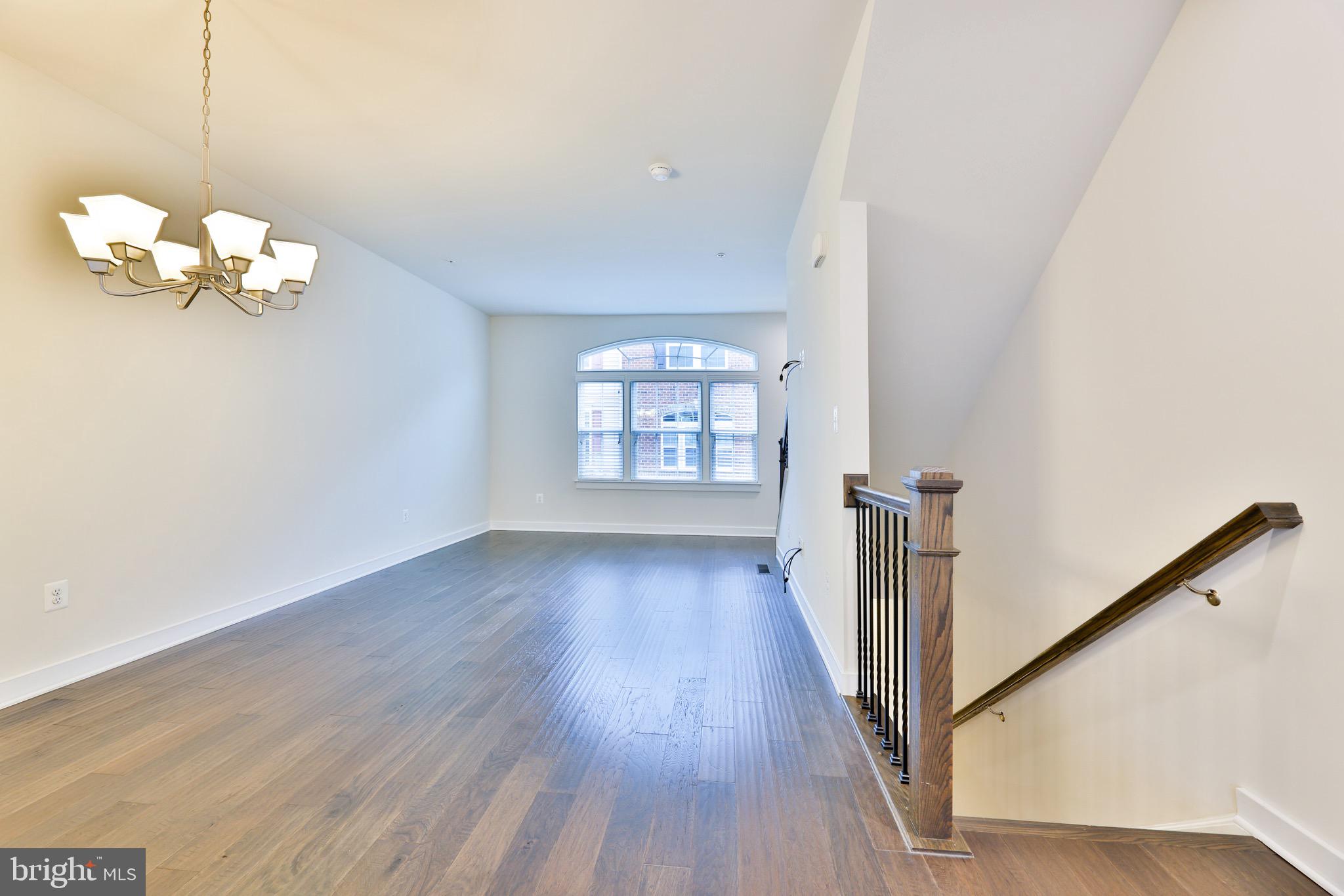 GREENBELT STATION - Residential