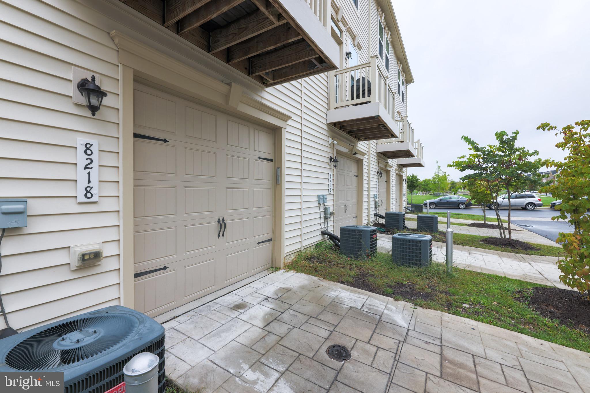 GREENBELT STATION - Residential