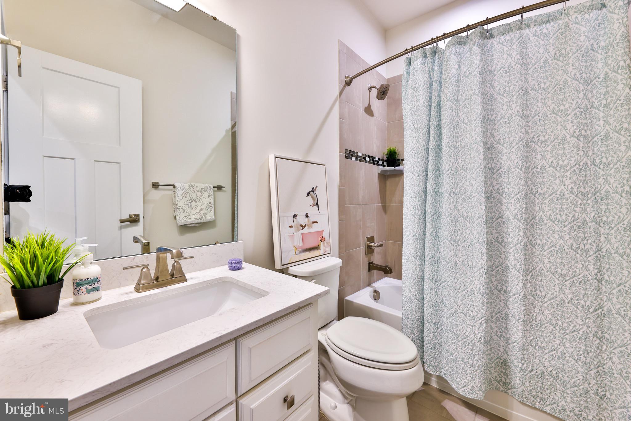 GREENBELT STATION - Residential