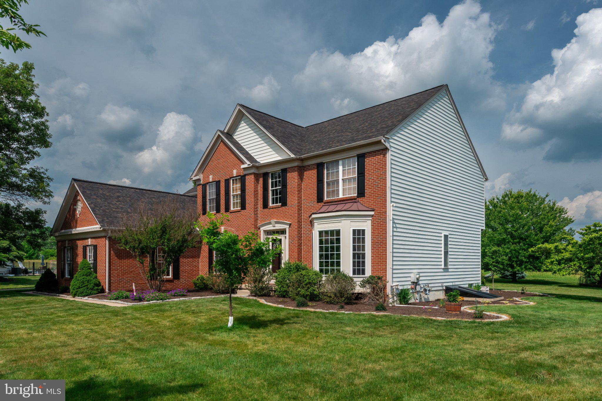 37 SADDLEBROOK LANE