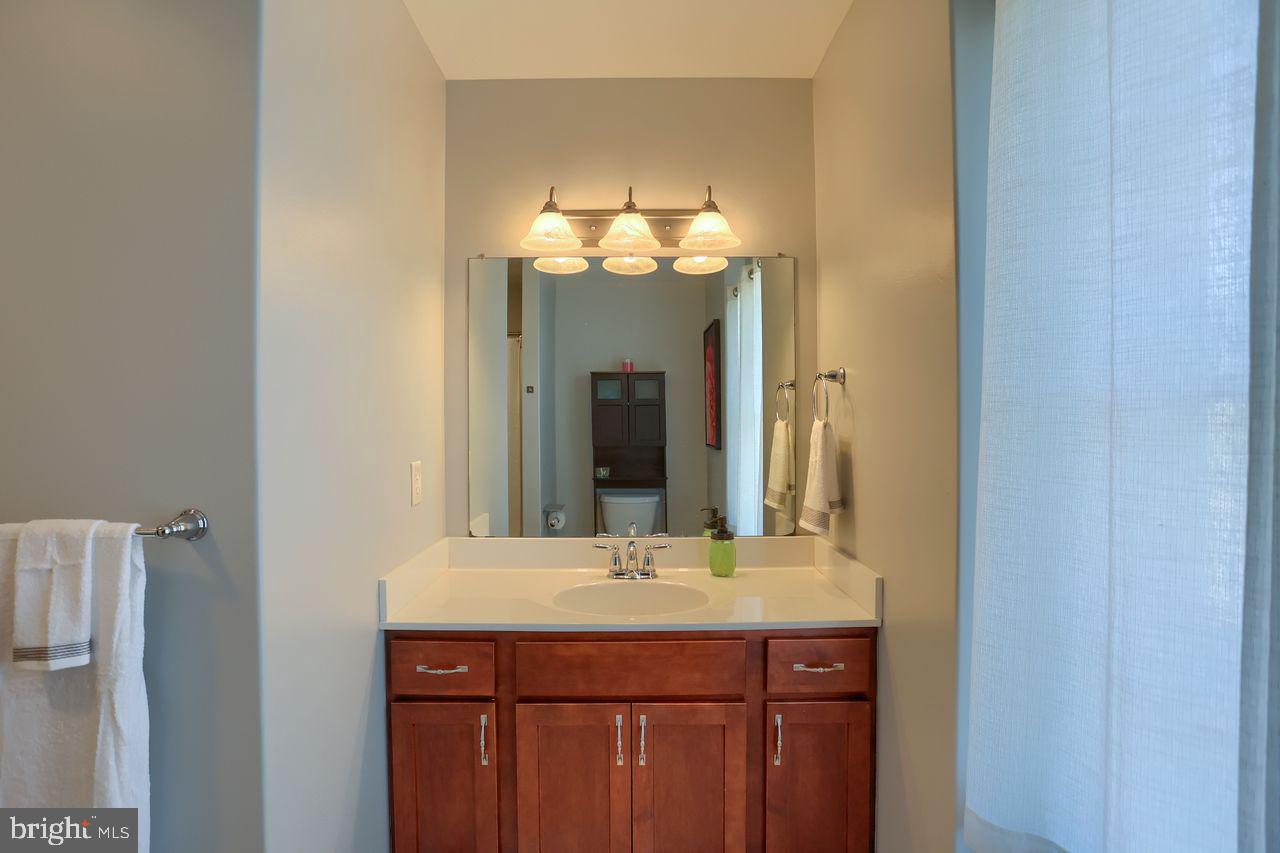 OLDE FIELD - Residential