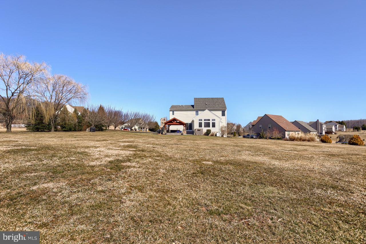 OLDE FIELD - Residential