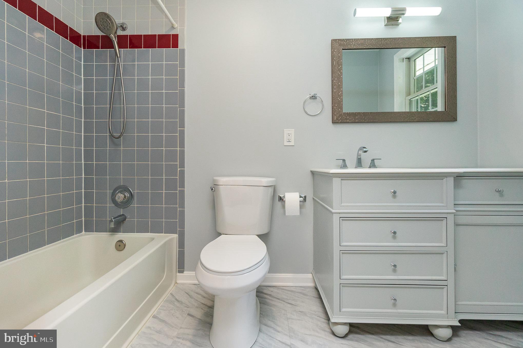 QUIET INHERITANCE - Residential