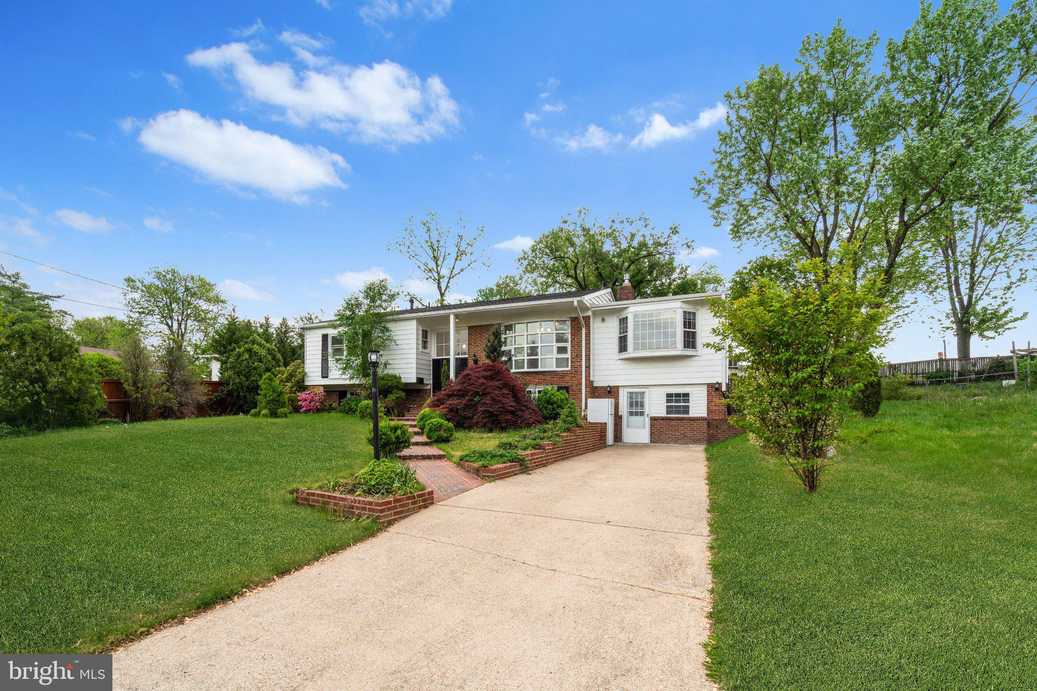 MONTICELLO WOODS - Residential