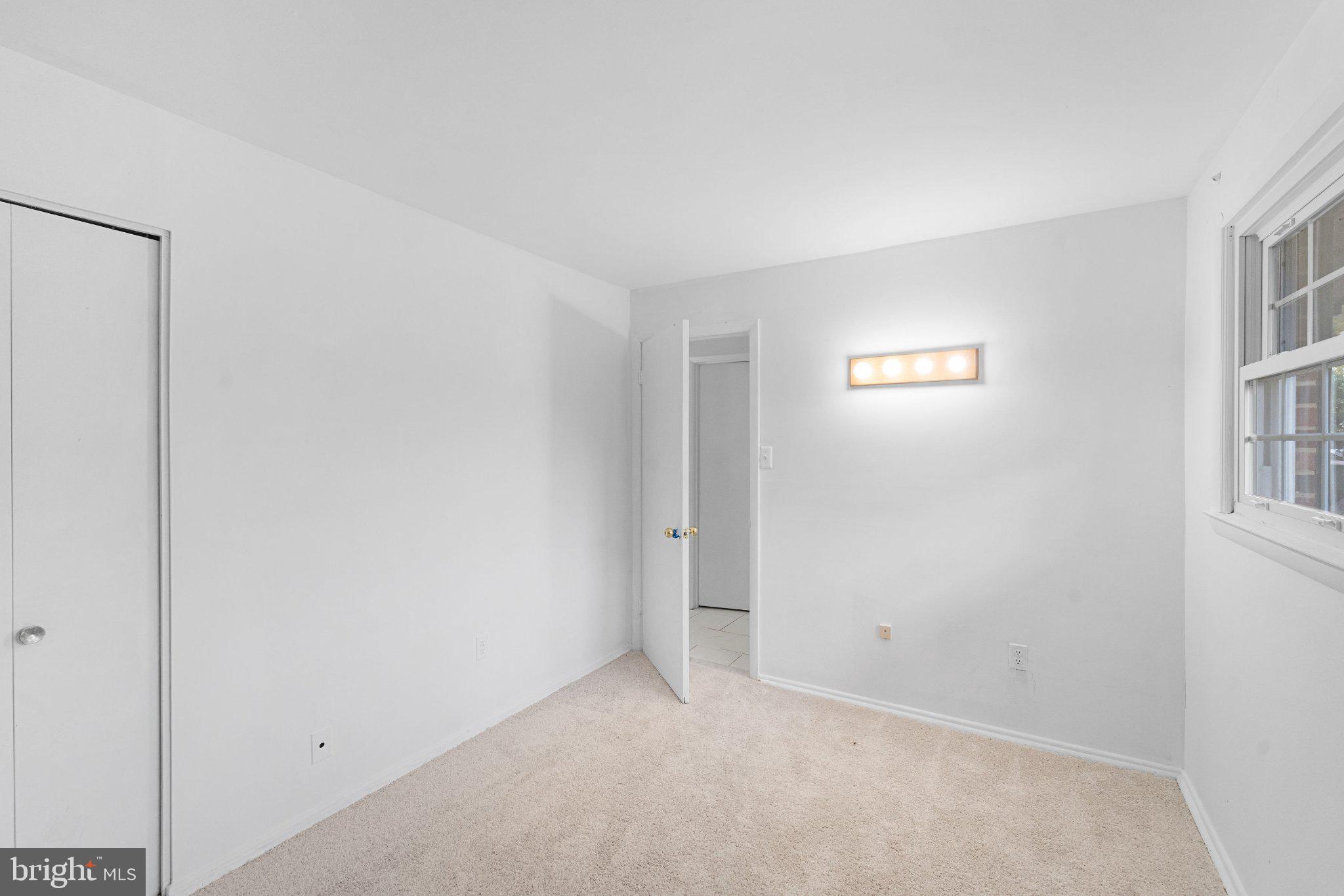 MONTICELLO WOODS - Residential