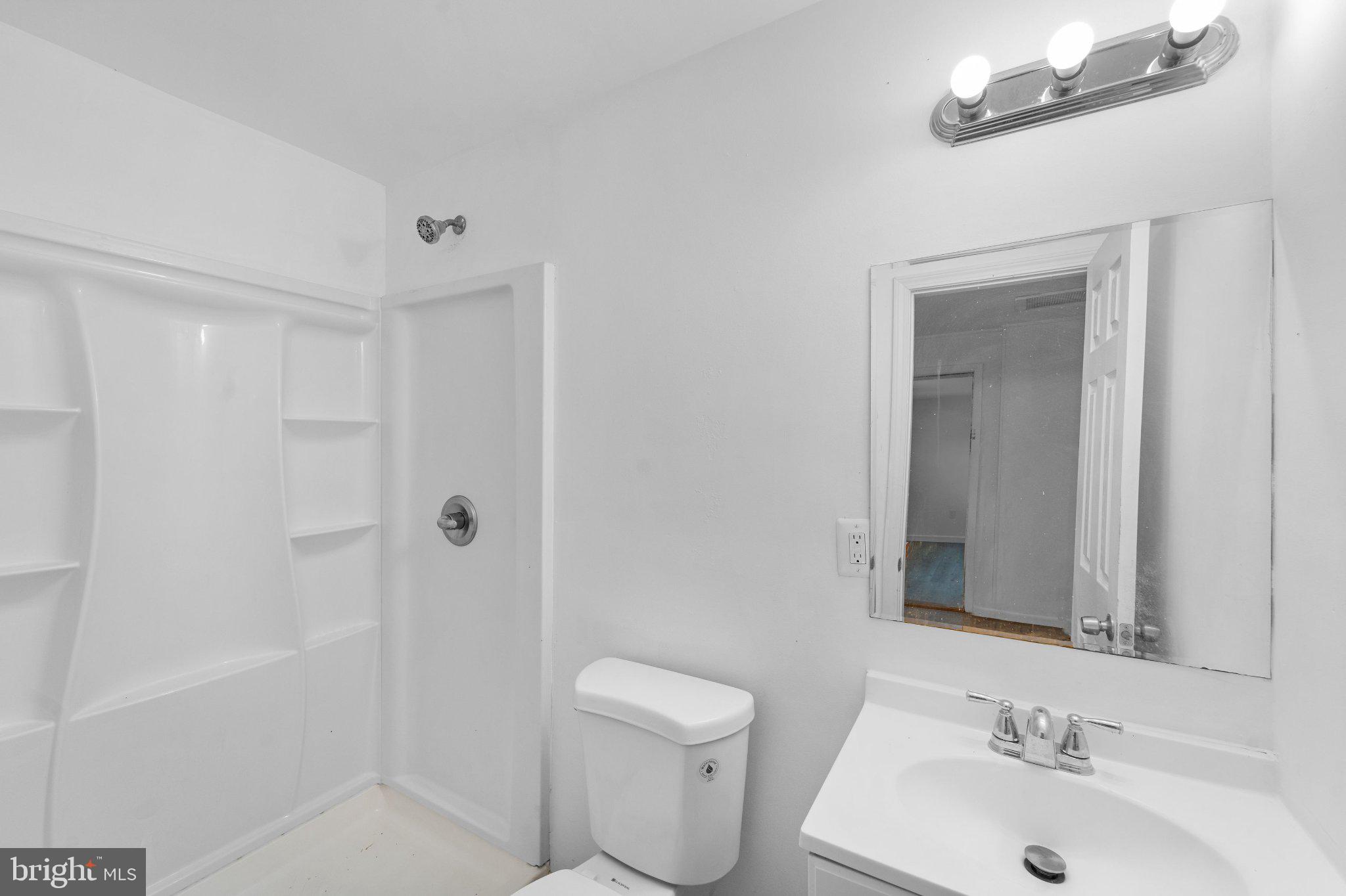 MONTICELLO WOODS - Residential
