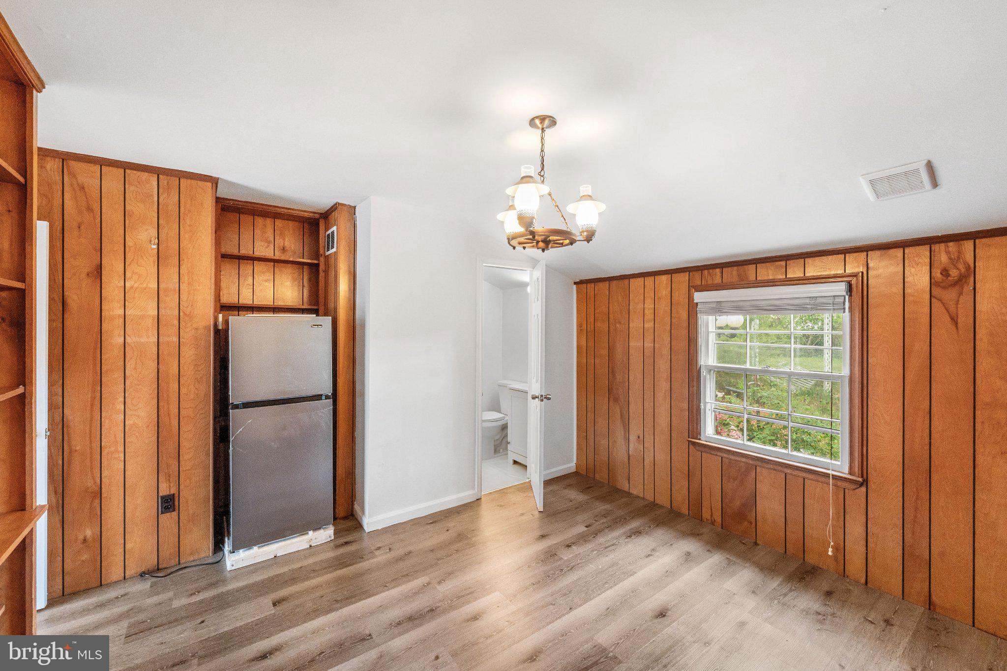 MONTICELLO WOODS - Residential