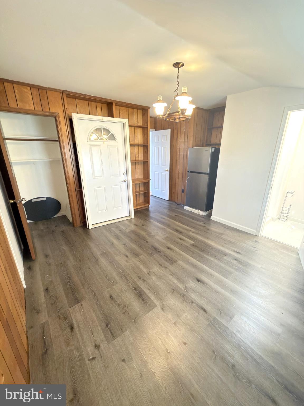 MONTICELLO WOODS - Residential