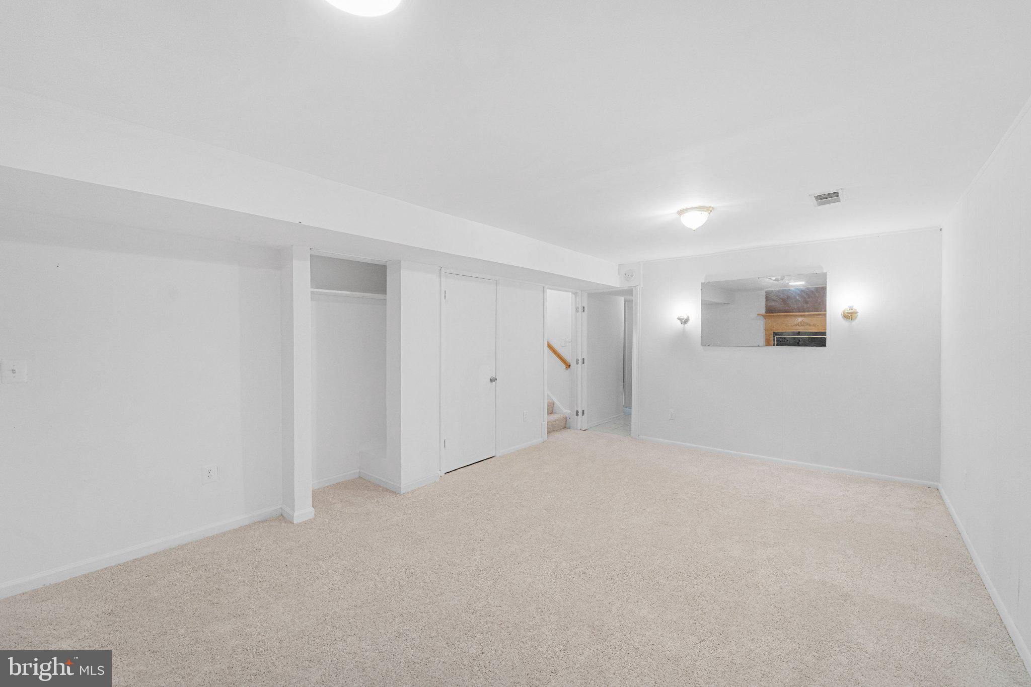 MONTICELLO WOODS - Residential